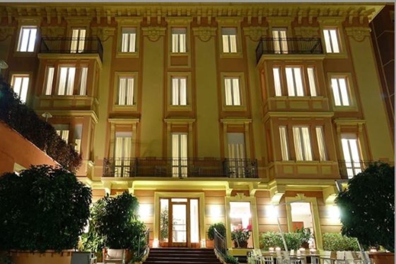 Hotel Careni Villa Italia Финале Лигуре Экстерьер фото
