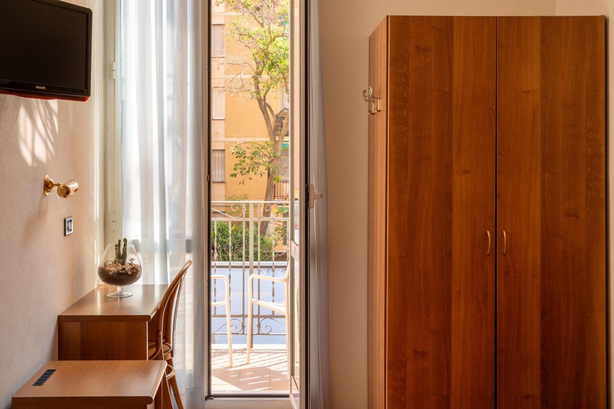 Hotel Careni Villa Italia Финале Лигуре Экстерьер фото