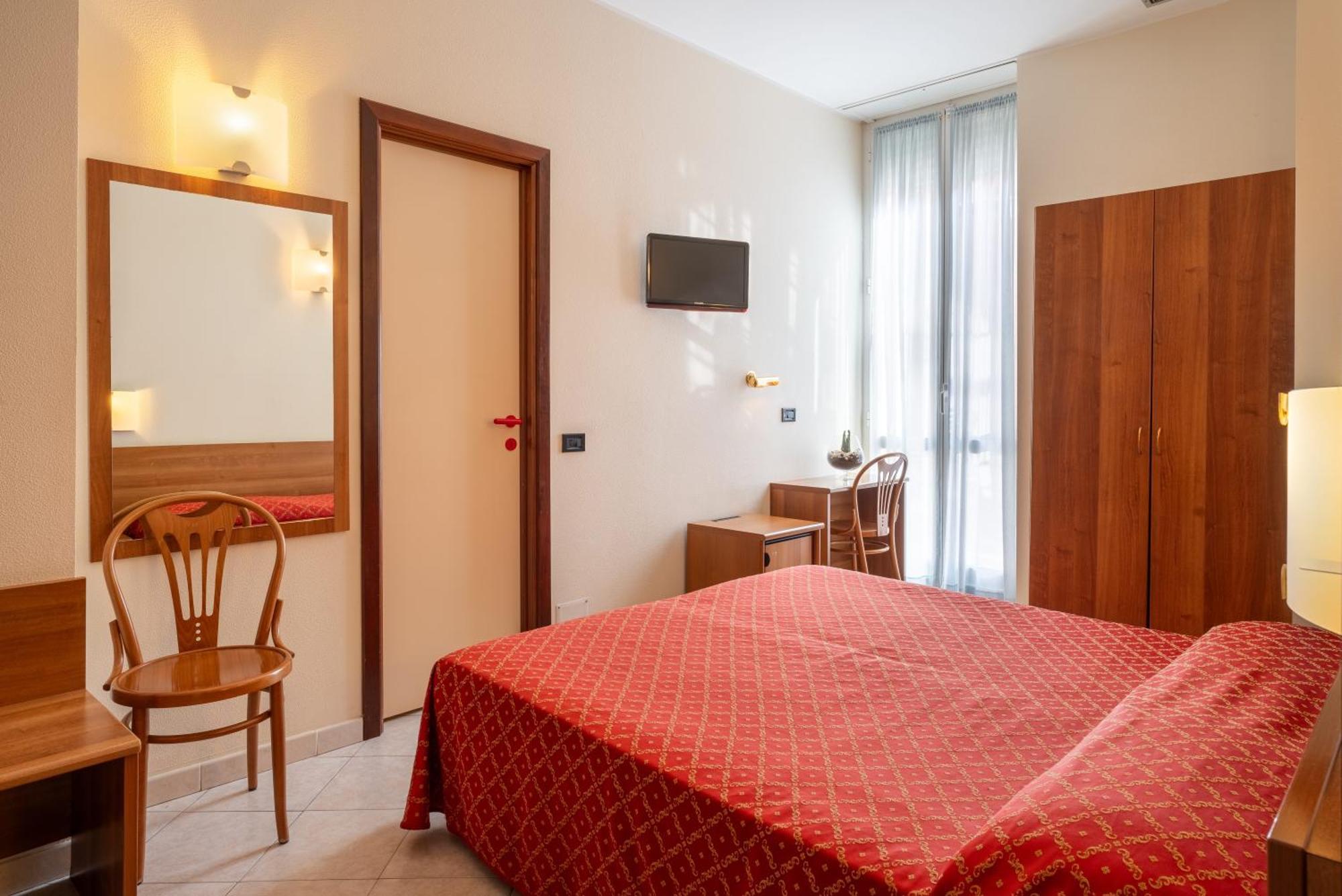 Hotel Careni Villa Italia Финале Лигуре Экстерьер фото